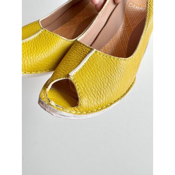 CAMPER Yellow Pebbled Leather Slingback Peep Toe Wedge Sandals, Size 35 - Picture 7 of 16